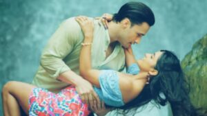 Palkein utha ke dekhiye Ringtone